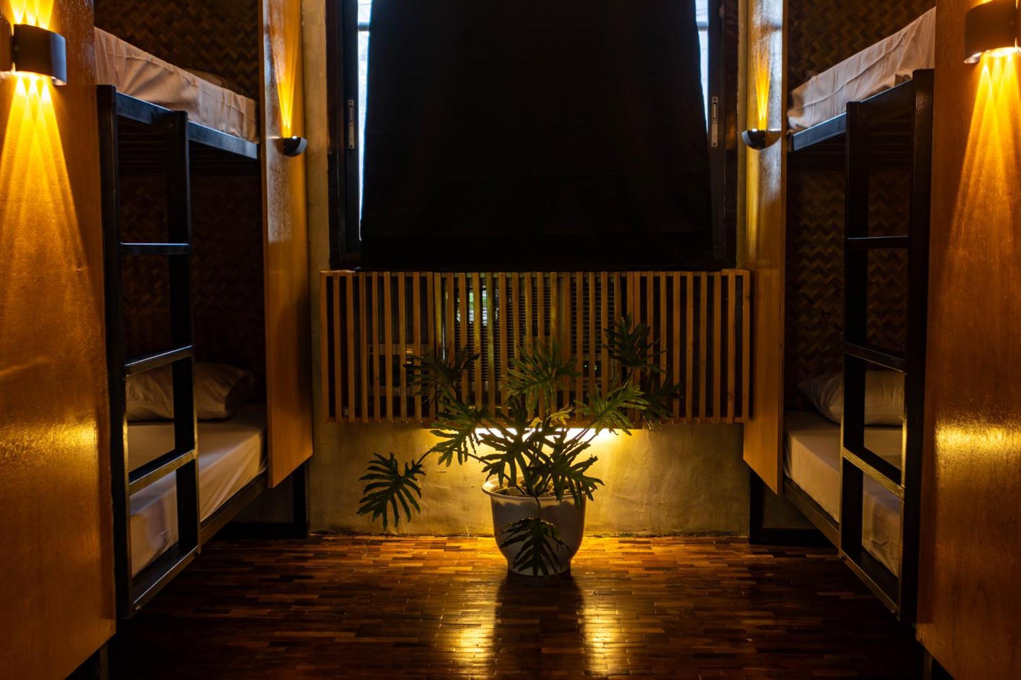 Reef Hostel Пуэрто-Принцеса Экстерьер фото